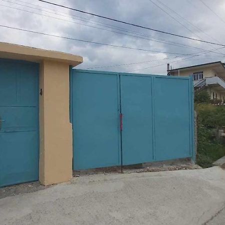 Guest House Aferdita Beqiri Берат Екстериор снимка