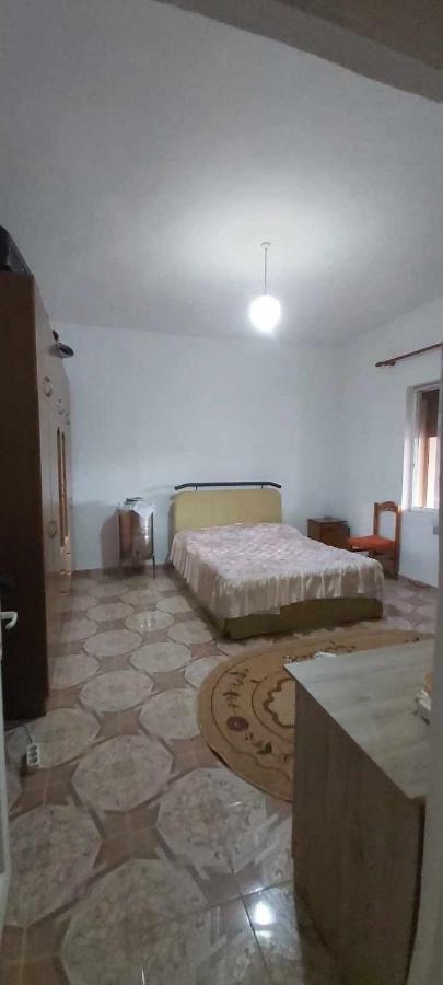 Guest House Aferdita Beqiri Берат Екстериор снимка