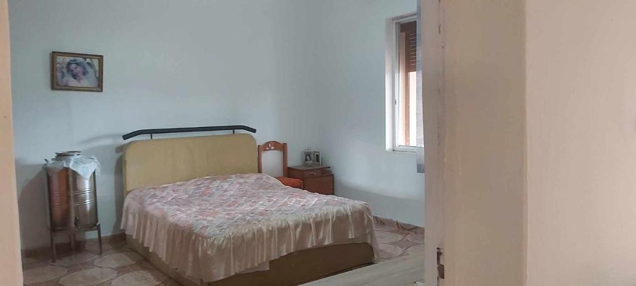 Guest House Aferdita Beqiri Берат Екстериор снимка